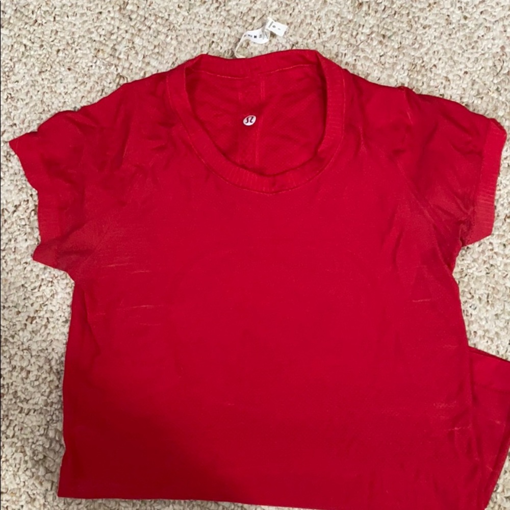 Lululemon swiftly tee!